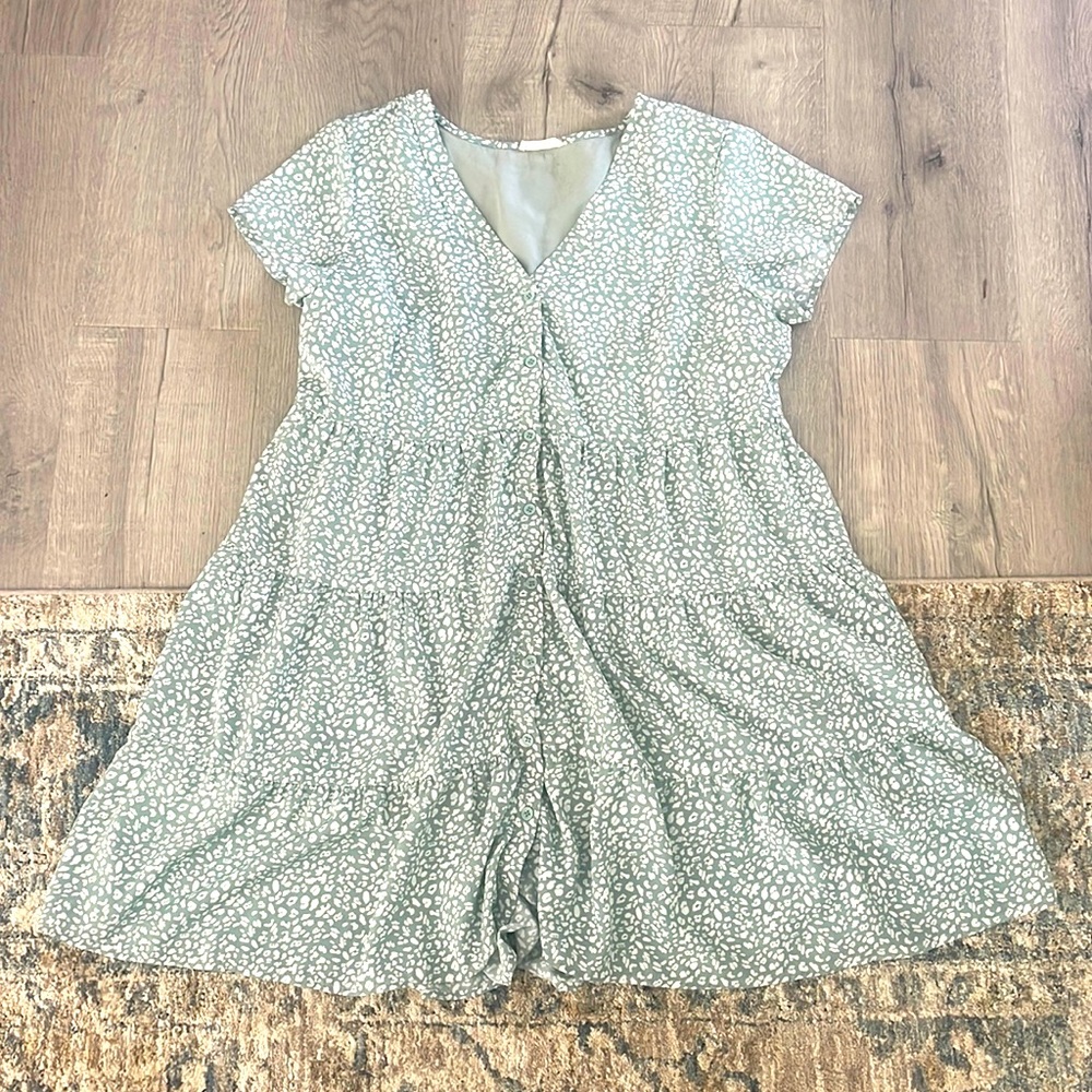 💖Green White Dress Baby doll MEDIUM Boutique
